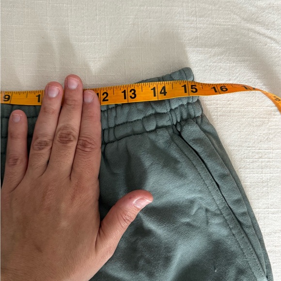 Everlane | Organic Cotton Lounge Shorts - Picture 4 of 6